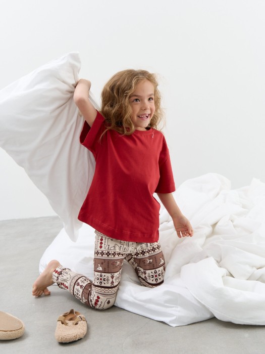 футболка оверсайз "рябина" по цене 779 руб вид справа