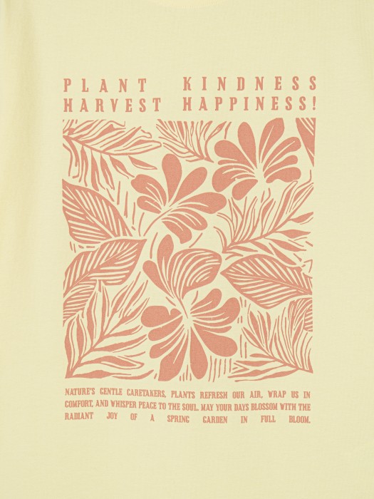 футболка оверсайз "сливочное масло" с принтом 7+ из россии вид сбоку