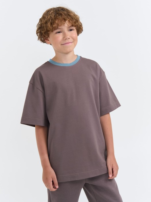 футболка оверсайз "темный шоколад" 7+ от бренда bungly вид слева