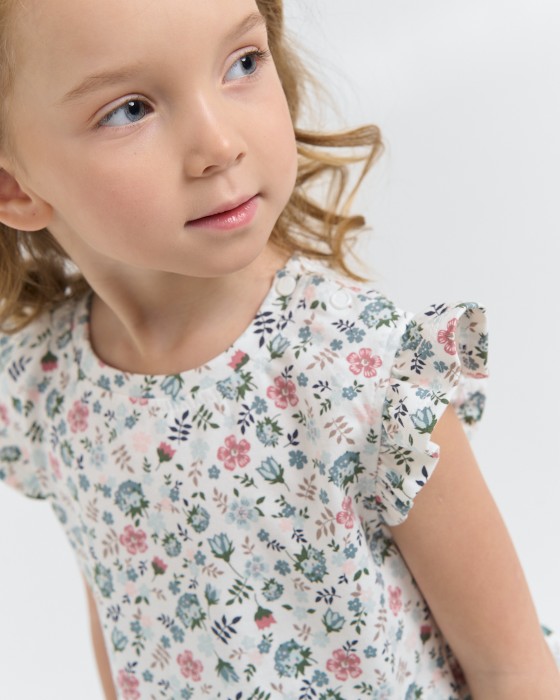 футболка с баской "цветы" из проверенных материалов спереди