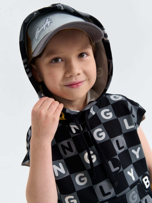 футболка с капюшоном "банглимания" по цене 900 руб вид справа