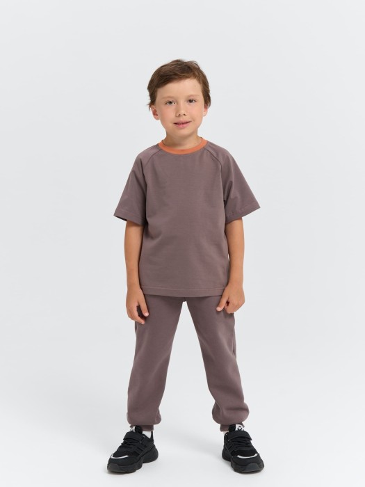 футболка "темный шоколад" по цене 1299 руб вид справа