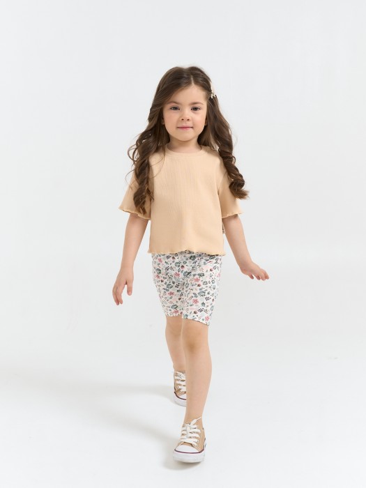 футболка укороченная из кашкорсе "крем-брюле" из эластичного трикотажа в рубчик спереди