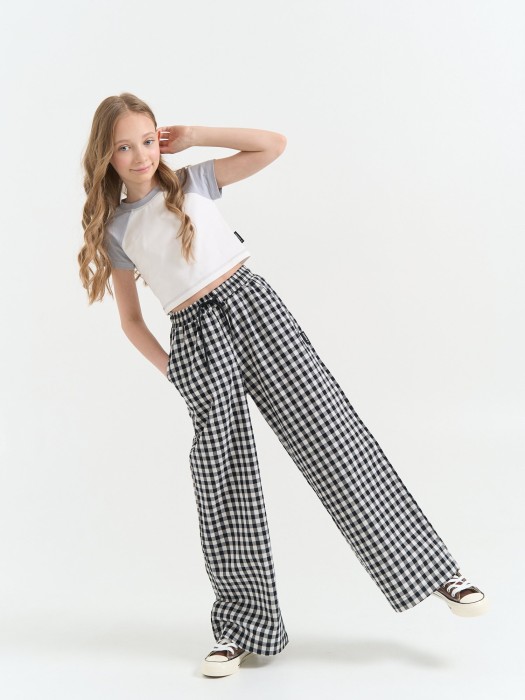 Товар пепельного цвета с внутренней стороны