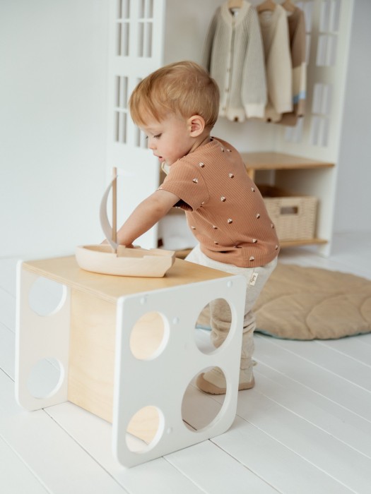 футболка в рубчик "кораблики" 0+ по цене 959 руб вид справа