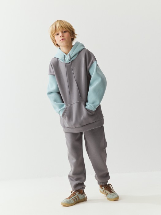 худи колор блок "графит/турмалин" утепленное 7+ по цене 3299 руб вид справа