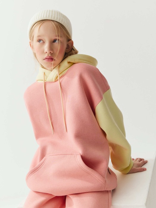 худи колор блок "роза/нарцисс" утепленное 7+ фотография