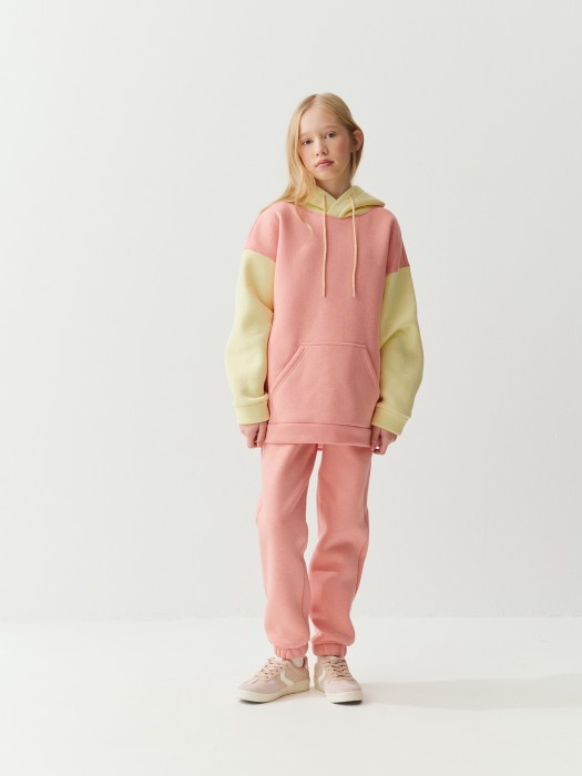 худи колор блок "роза/нарцисс" утепленное 7+ из россии вид сбоку