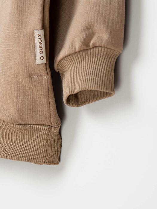 Товар песочного цвета с внутренней стороны