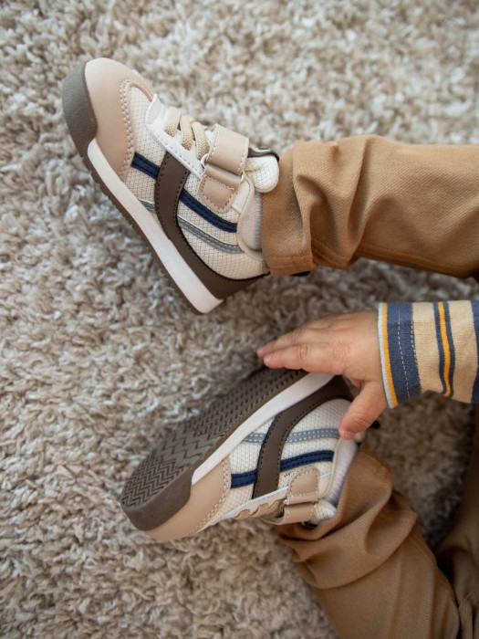 кеды "какао" от бренда bungly вид слева