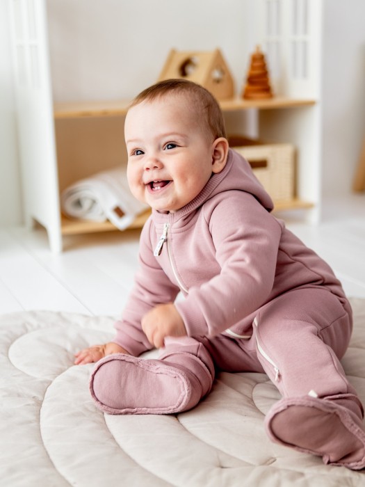 комбинезон "дымчатая роза" утепленный 0+ универсального стиля с лицевой стороны