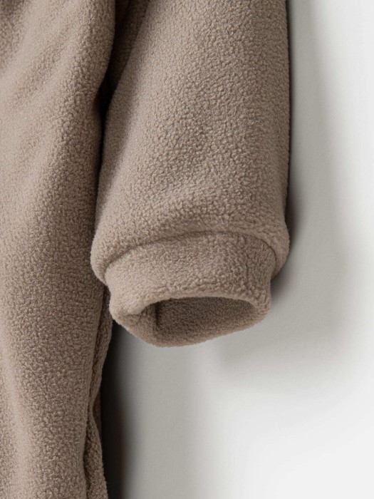 Товар кокосового цвета с внутренней стороны