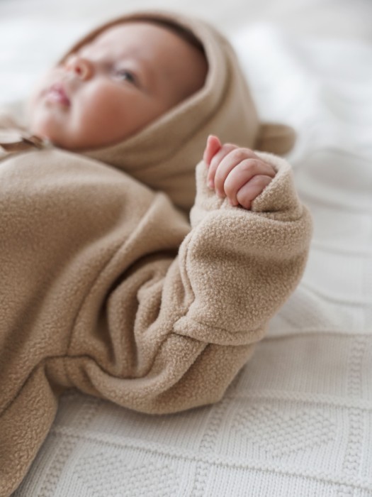 комбинезон флисовый с закрытой ножкой "беж" 0+ по цене 3699 руб вид справа