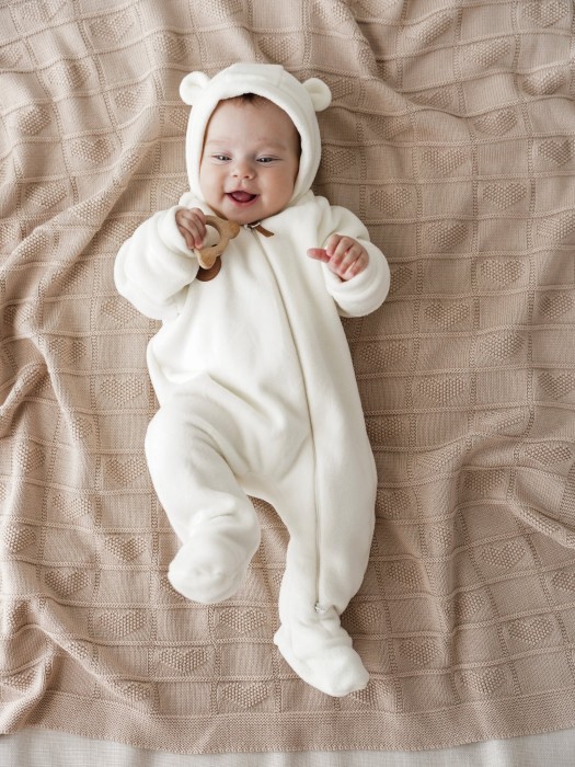 комбинезон флисовый с закрытой ножкой "сливки" 0+ фотография