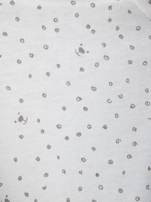 Товар жемчужного цвета с внутренней стороны