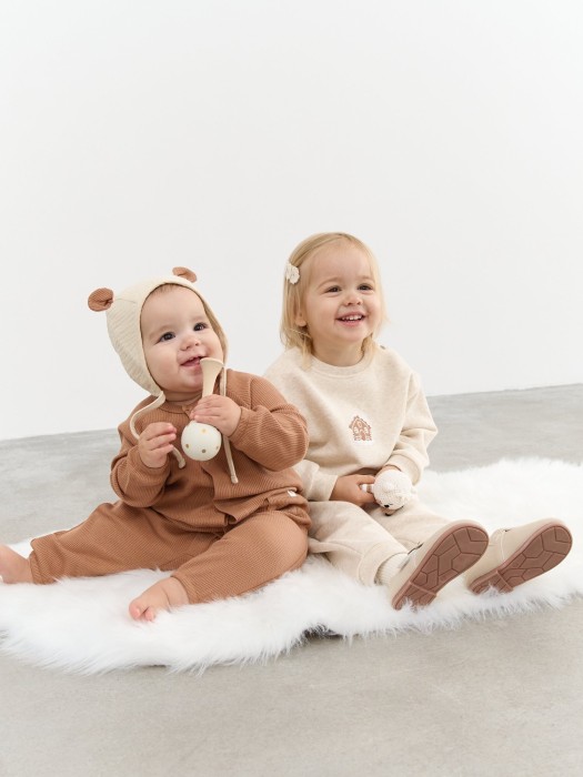 Товар имбирного цвета с внутренней стороны