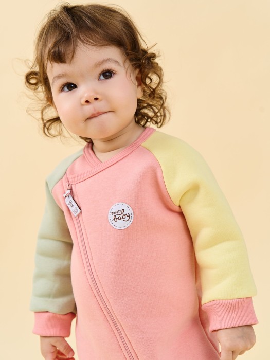 комбинезон-косуха колор блок "персик" утепленный 0+ по цене 2799 руб вид справа