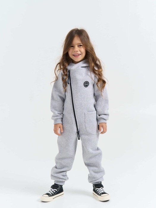 комбинезон-косуха с капюшоном "серый меланж" утепленный из проверенных материалов спереди