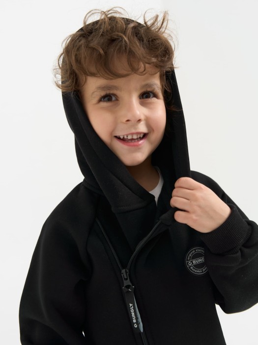 Товар угольного цвета с внутренней стороны