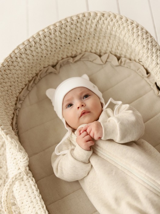 Товар ванильного цвета с внутренней стороны