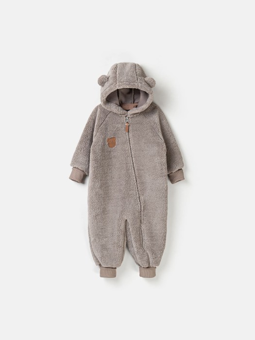 комбинезон меховой "мокко" 0+ от бренда bungly вид слева