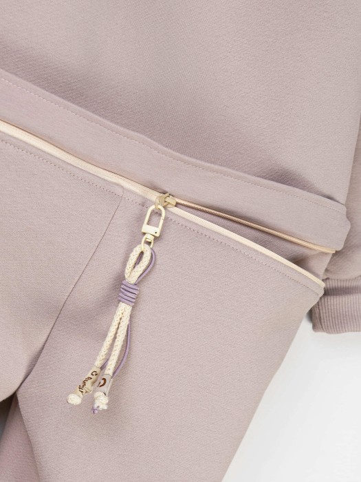 комбинезон с горизонтальным клапаном "я сама" утепленный из проверенных материалов спереди