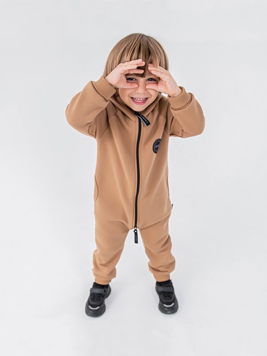 комбинезон с капюшоном и карманами "песок" утепленный по цене 3599 руб вид справа
