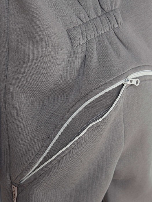 Товар голубого цвета с внутренней стороны