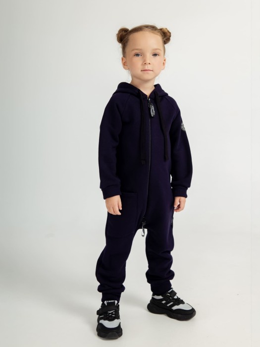 комбинезон с накладным карманом "ежевика" утепленный от бренда bungly вид слева