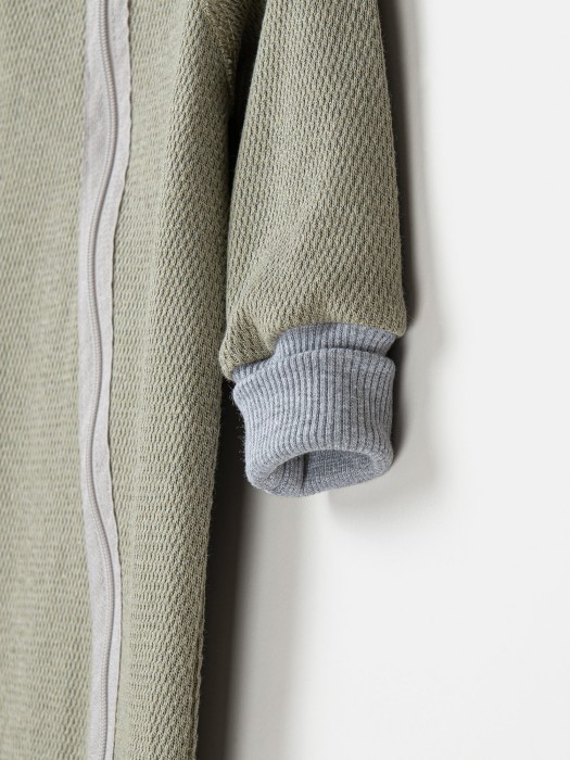 комбинезон термо "олива" 0+ из россии вид сбоку