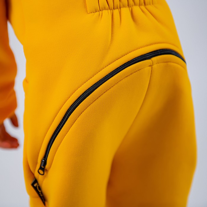 комбинезон-трансформер с клапаном "абрикос" из проверенных материалов спереди