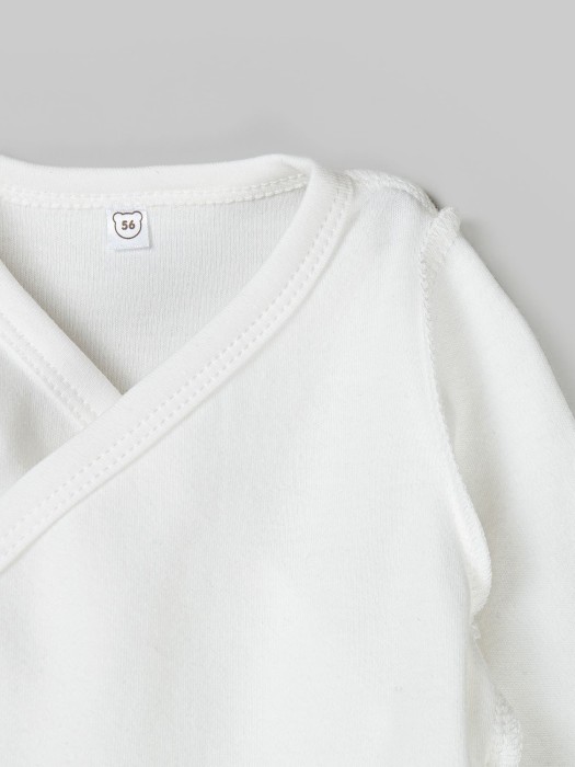 Товар крем-брюле цвета с внутренней стороны