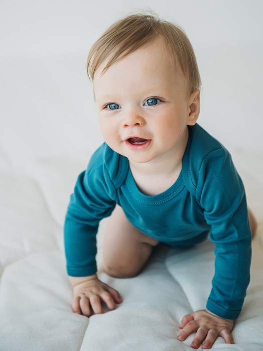 Товар жемчужного цвета с внутренней стороны