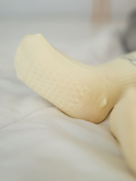 комплект носков со стопперами "нарцисс/роза" 0+ по цене 299 руб вид справа