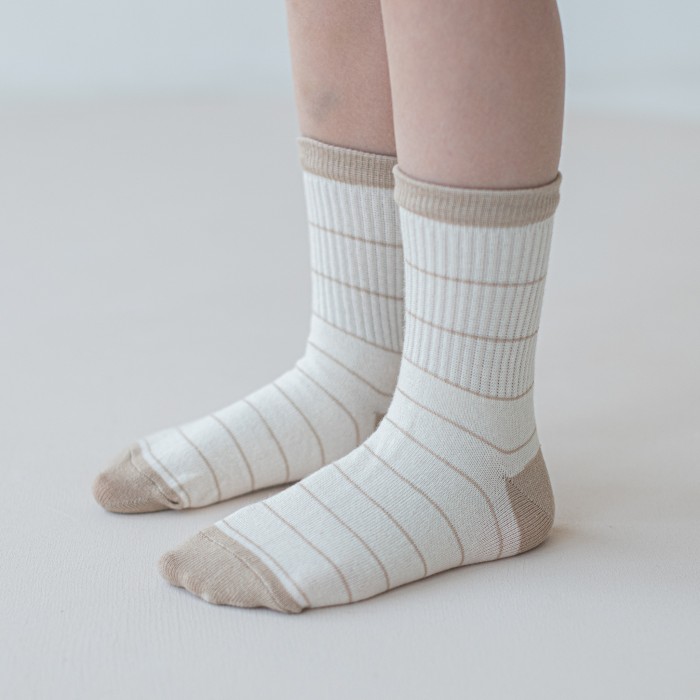 комплект носков "тофу/беж" от бренда bungly вид слева