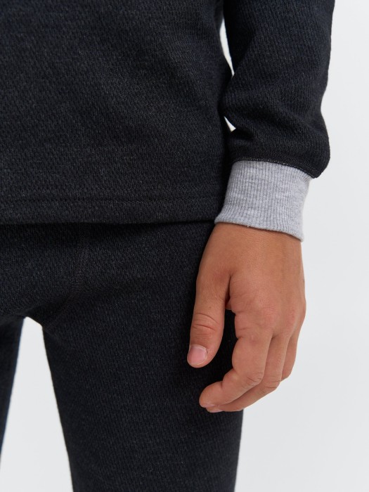 комплект термобелья "черный меланж" для мальчиков 7+ из россии вид сбоку