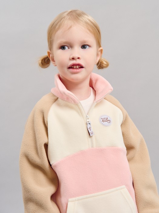 костюм флисовый колор блок "зефир" 0+ от бренда bungly вид слева