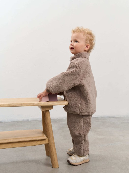 Товар без артикула вид сзади