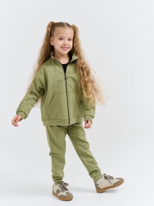 костюм облегченный с олимпийкой "олива" от бренда bungly вид слева