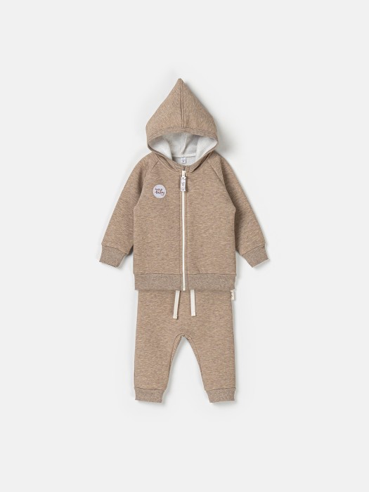 костюм с толстовкой "халва" утепленный 0+ от бренда bungly вид слева