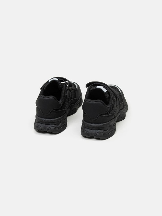 кроссовки "уголь" из россии вид сбоку