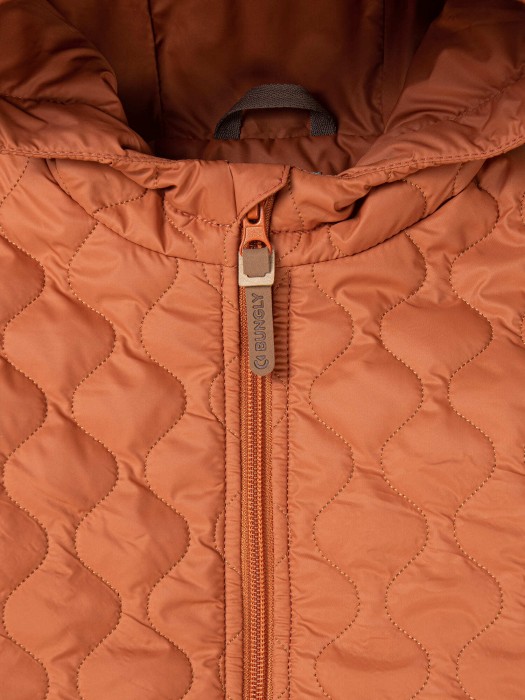 Товар карамельного цвета с внутренней стороны