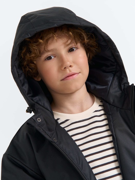 куртка демисезонная "уголь" 7+ из проверенных материалов спереди