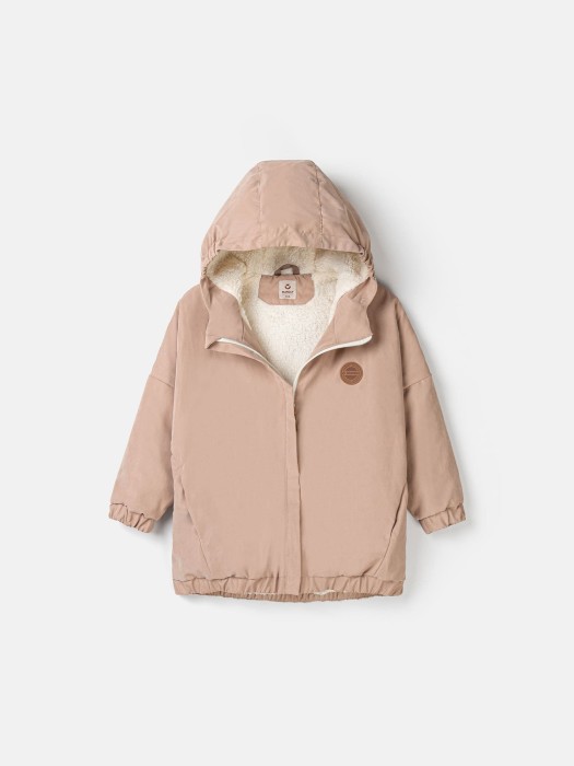 куртка оверсайз на меху "латте" от бренда bungly вид слева