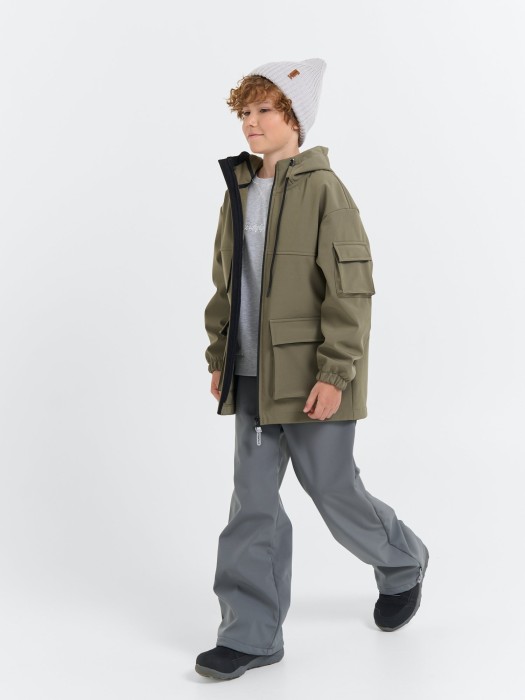 Товар хаки цвета с внутренней стороны