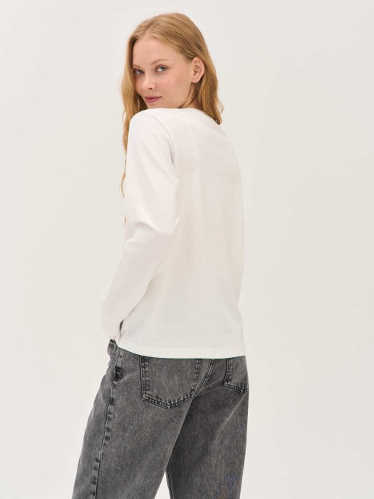 лонгслив из 100% хлопка "молоко" женский от бренда bungly вид слева