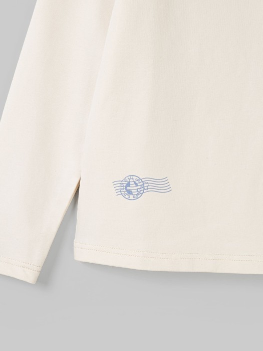 лонгслив из футера "лён" с принтом 7+ от бренда bungly вид слева