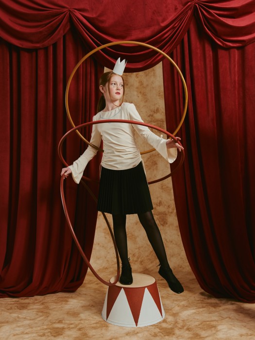 лонгслив "медальон" 7+ из проверенных материалов спереди