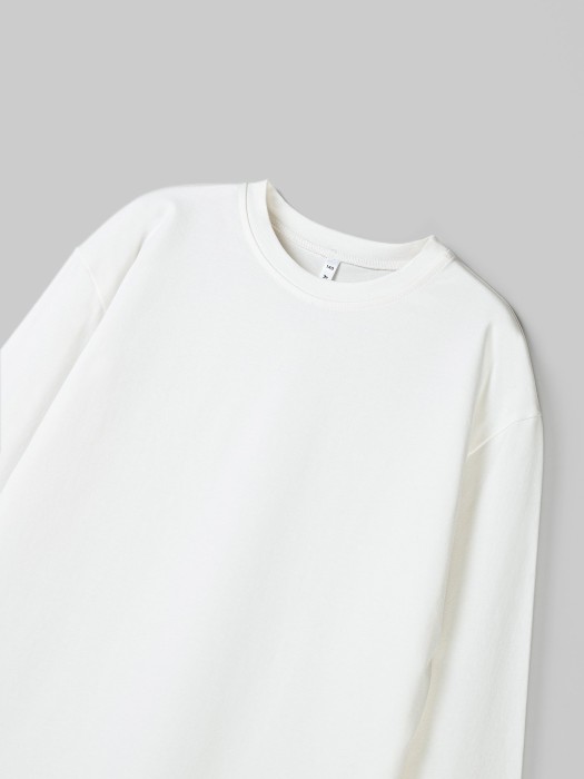 лонгслив "молоко" 7+ по цене 1499 руб вид справа