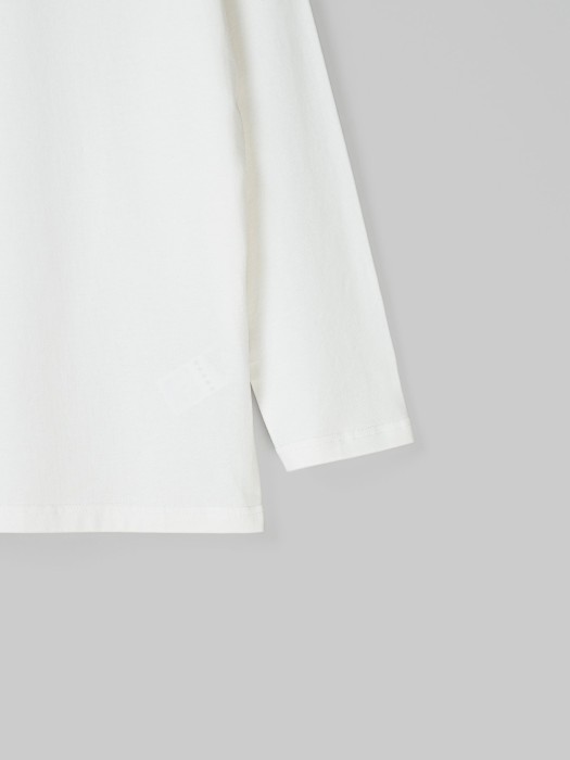 лонгслив "молоко" 7+ из россии вид сбоку